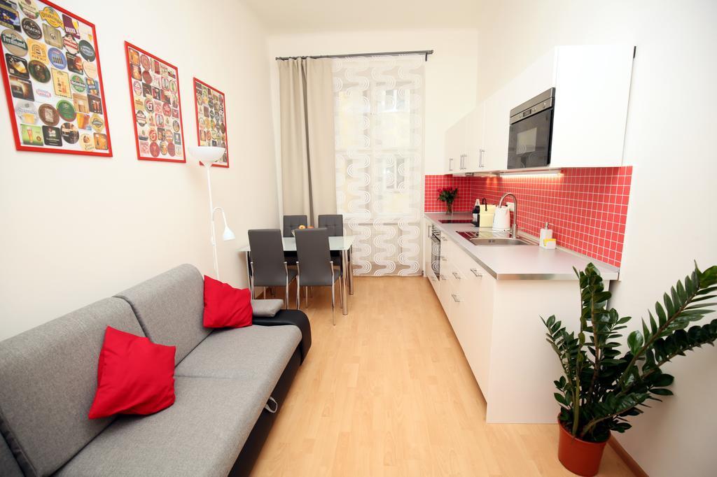 Ge Apartments Praga Esterno foto