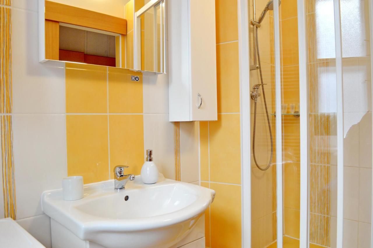 Ge Apartments Praga Esterno foto